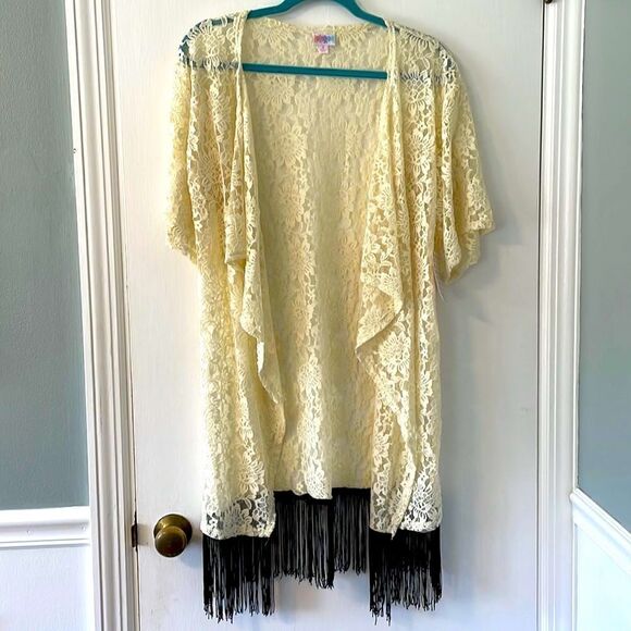 LuLaRoe Monroe cream lace kimono with black fringe size Small - Picture 1 of 8